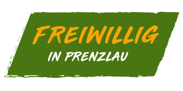 Logo Freiwillig in Prenzlau gelbe und weiße Schrift auf grünen Parallelogramm